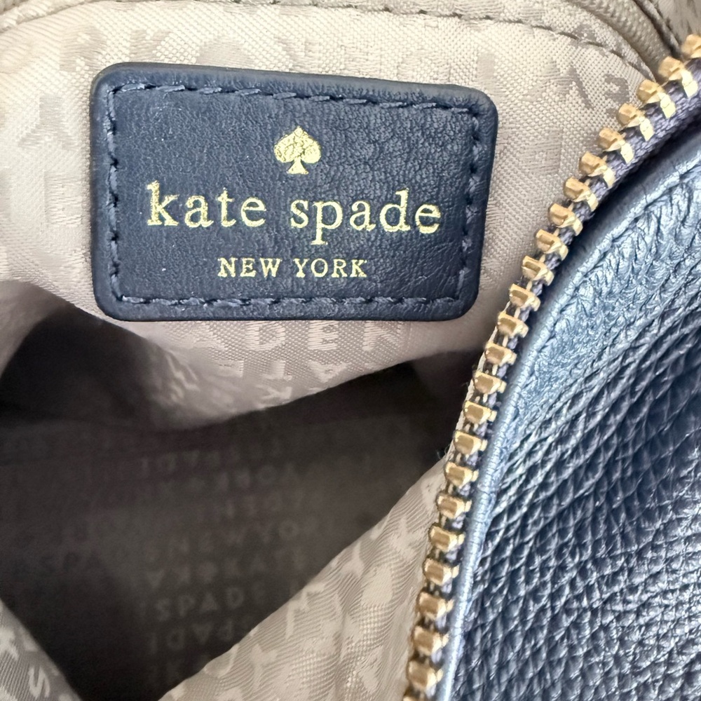 Kate Spade New York Navy Pebbled Leather Hobo Shoulder Bag Gold Hardware - Picture 6 of 11